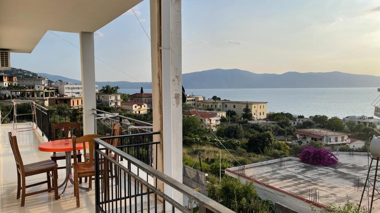 Kondo Stays - Azure Apartments Vlorë Εξωτερικό φωτογραφία