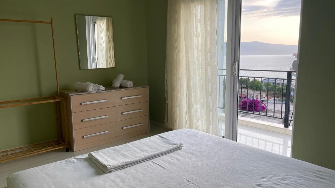 Kondo Stays - Azure Apartments Vlorë Εξωτερικό φωτογραφία